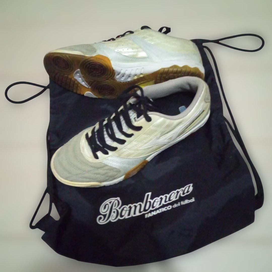 美品!《MIZUNO》《bombonera》コラボ★(限定)フットサルシューズ★