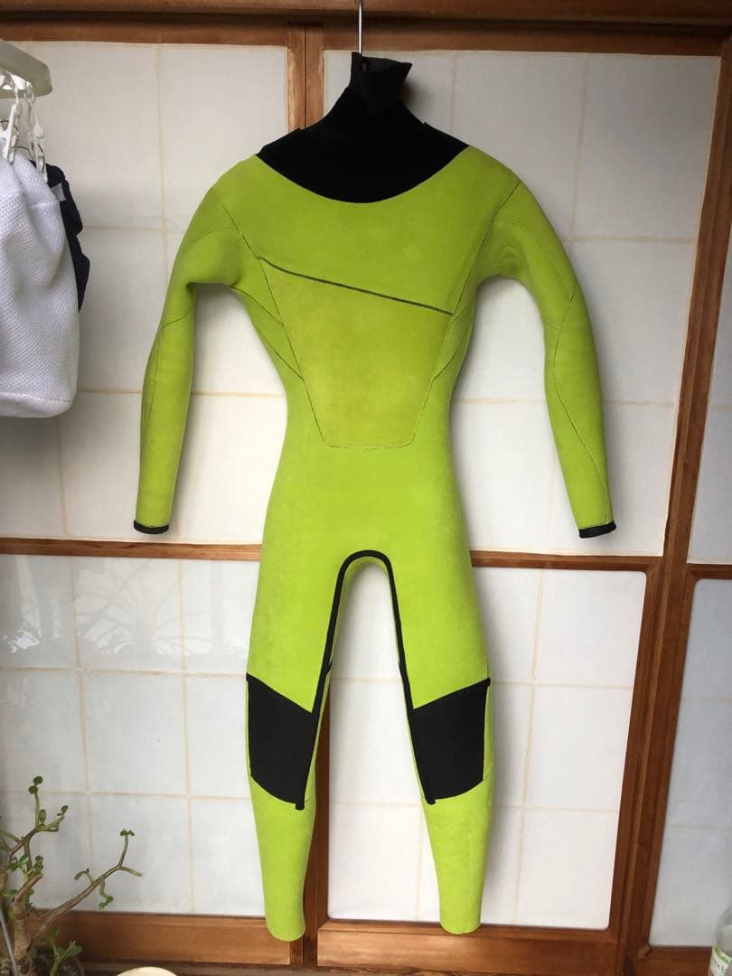 bewet ビーウェット セミドライ フリーショールダー