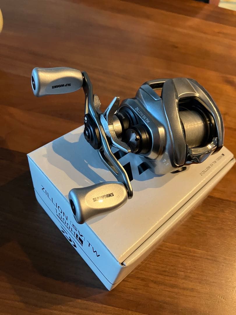 taka値下げ！ZILLION SV TW 1000H ベイトリール