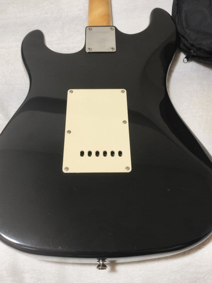 Fernandes フェルナンデス ストラトキャスター 黒 LE-1Z ケース付