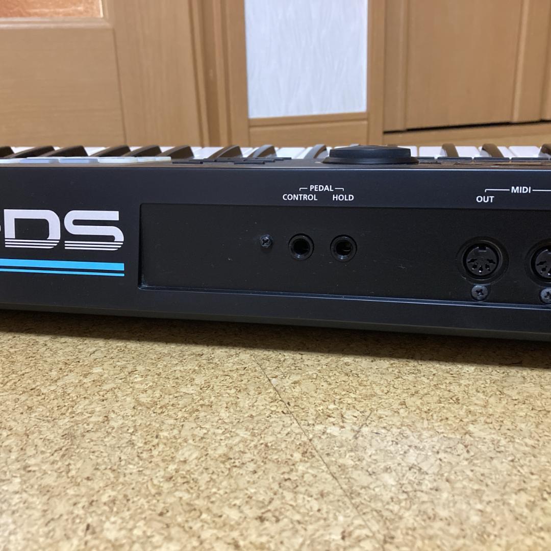 Roland JUNO-DS61 シンセサイザー 61鍵 ソフトケース付き