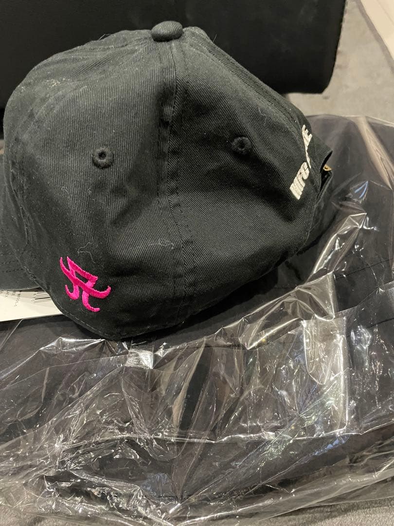浜崎あゆみ× MFC STORE LOW CAP 黒