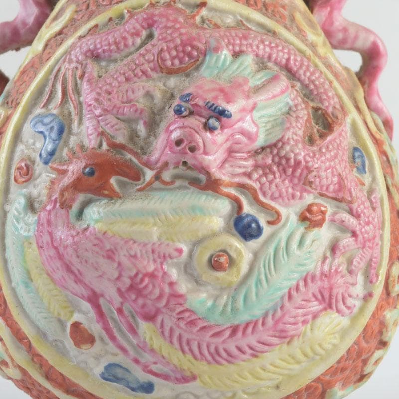 中国　大清乾隆年製款　粉彩　雲龍鳳凰文瓶　V　9566