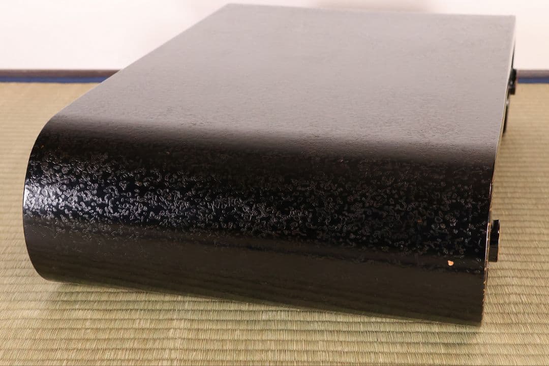 木製 漆塗 巻足 平卓 金蒔絵 丸菊 桐唐草 黒塗 漆芸 花台【MB106】