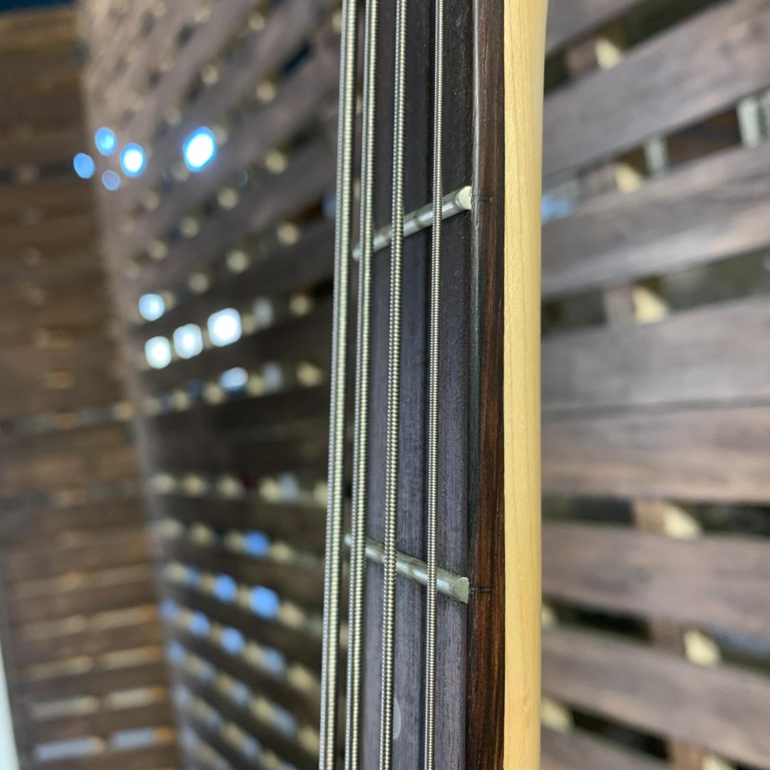 J859 Bacchus universe WJB-330R バッカス ベース