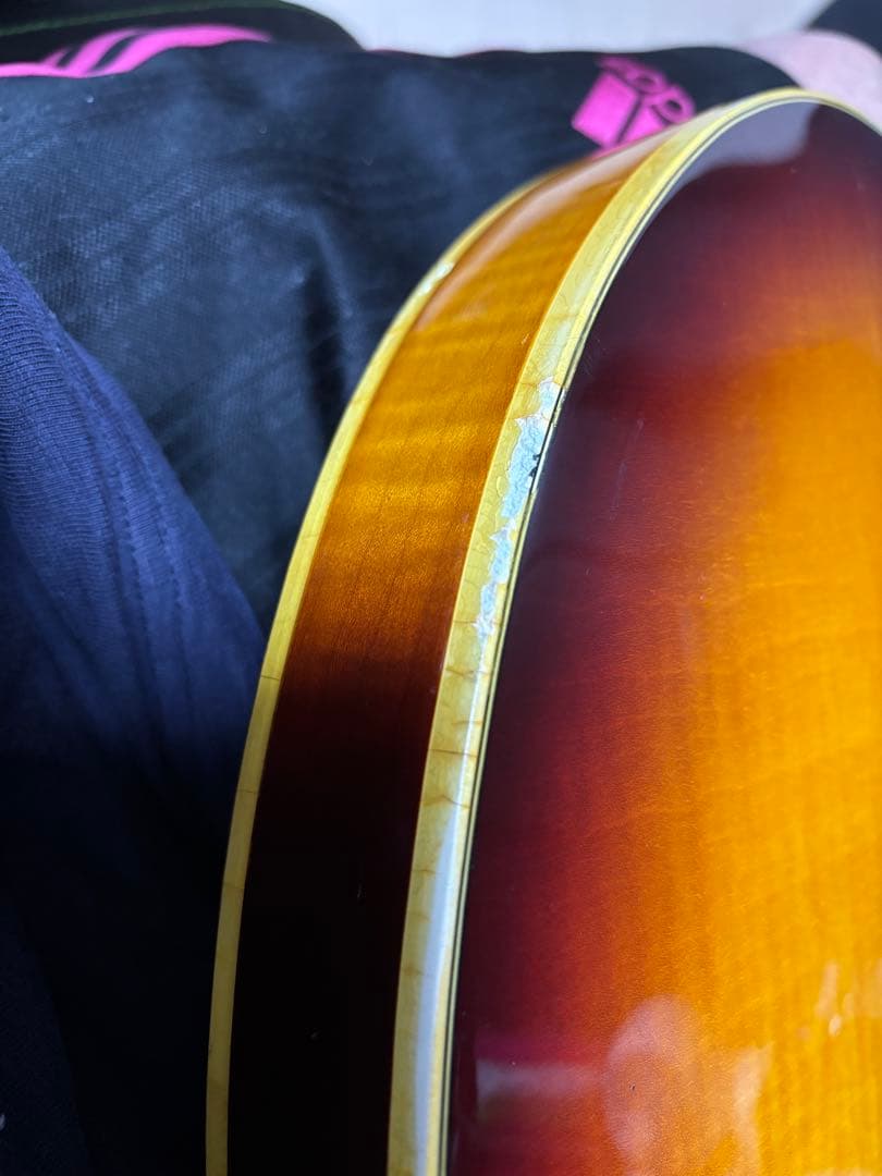 GRECO SA-700 セミアコ