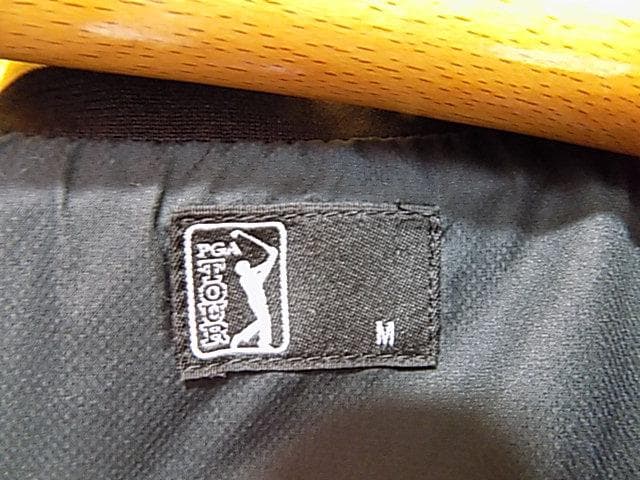 67475 PGA TOUR 2way ジャケット　黒　M