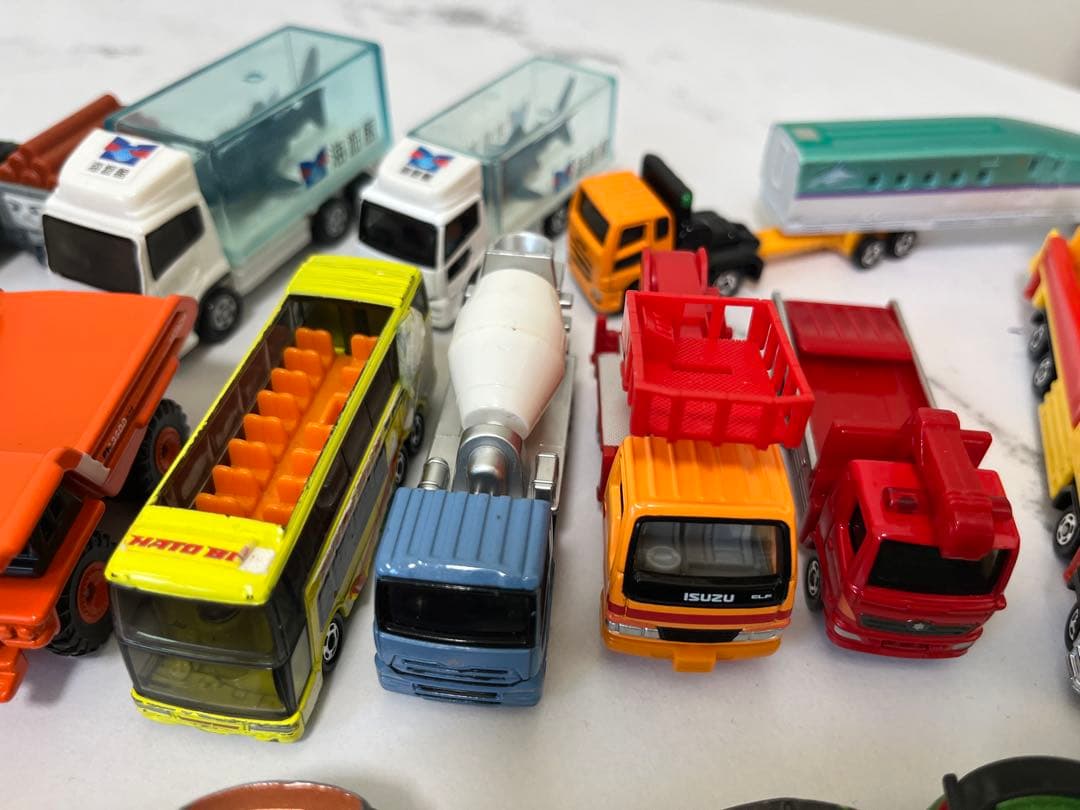 トミカ　まとめ売り　大量　約85台