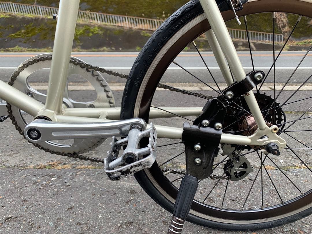 【即乘】送料無料Fuji ミニベロ小径車 Helion クロスバイク 8速 20