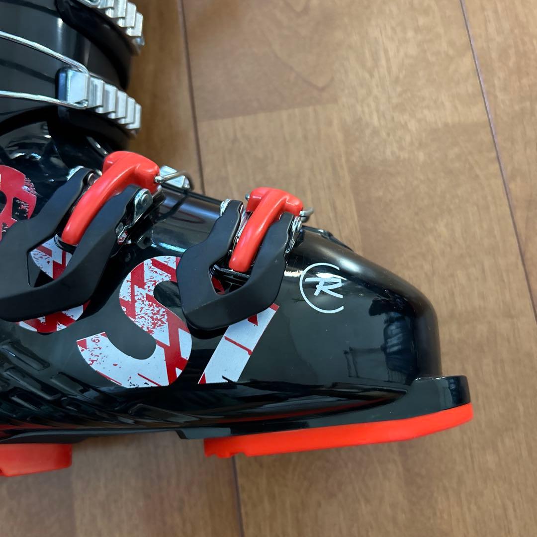新品！タグ付き！ロシニョール　 スキーブーツ 黒　赤　子供　23.5