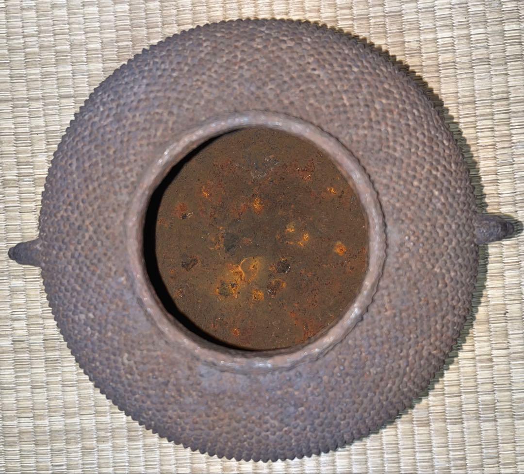 【江戸前期】霰口厚丸釜　名越浄味（古浄味）作