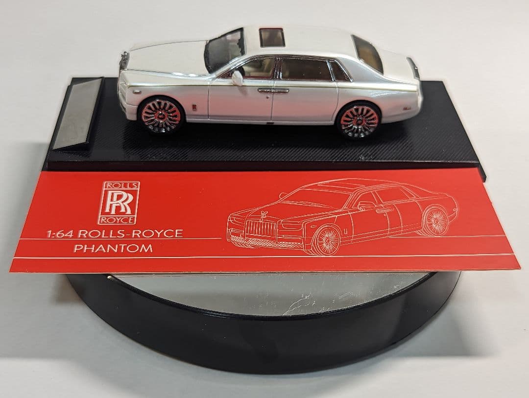 ミニカー 1/64 Rolls Royce Phantom