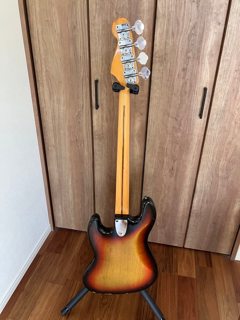 1979年製、Fender Jazz Bass -3 Tone Sunburst