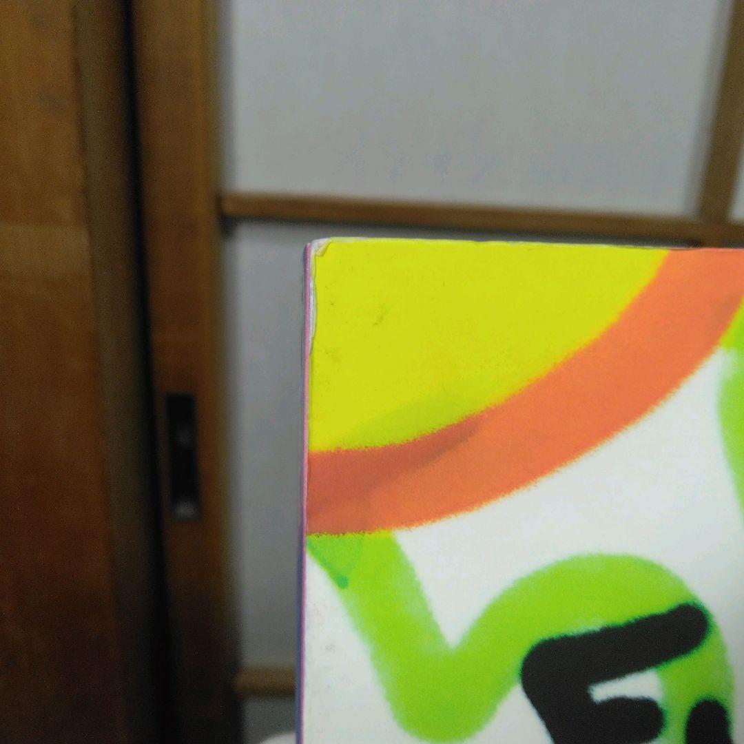 Balenciaga Winter 18　洋書　RIZZOLI　インク跡あり。