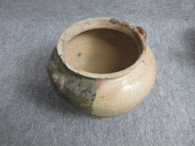 江戸中期明和古織部耳付き壷 [B27386]