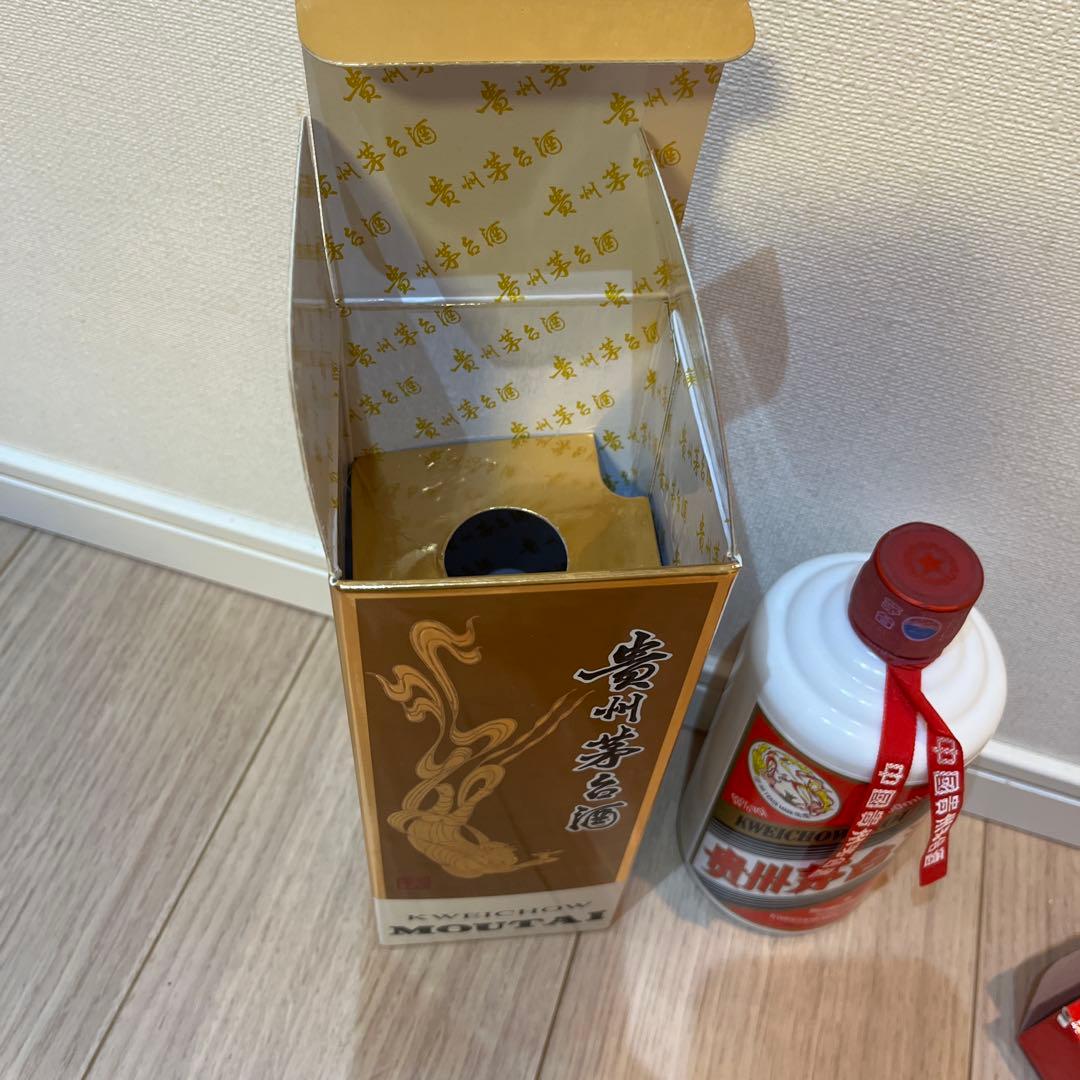 貴州茅台酒(中国白酒)2023年製 500ml