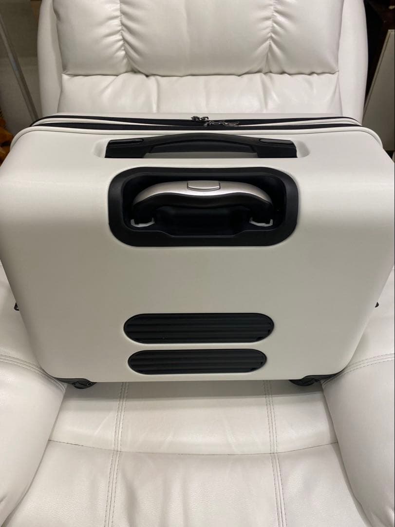 GEXジェックスÖSOTOキャリー ローラーⅡ M ホワイト美品中古送料無料