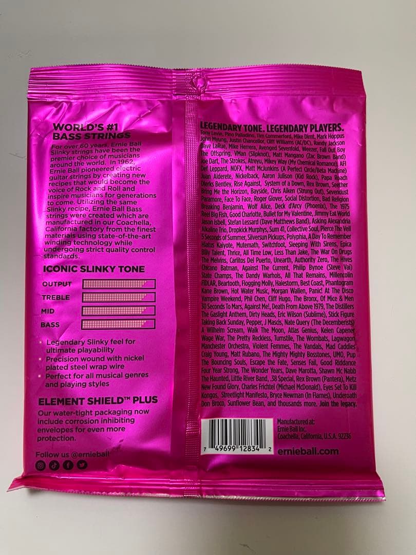 スクワイヤー　Squier by Fender エレキベース ブラック