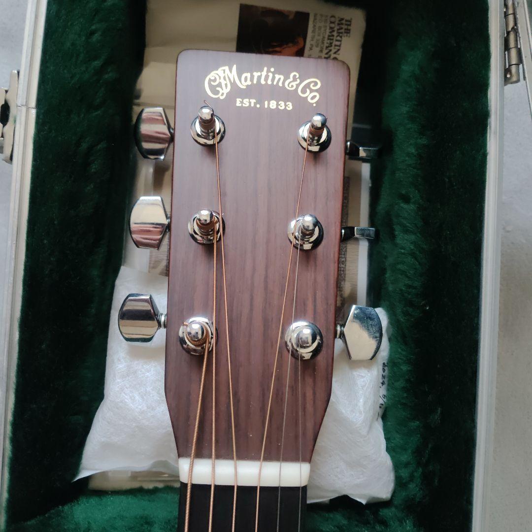 マーチンD-28 アコースティックギター 専用ケース付