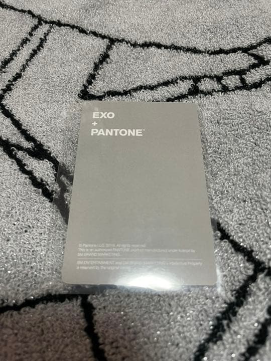 EXO ベッキョン PANTONEトレカ
