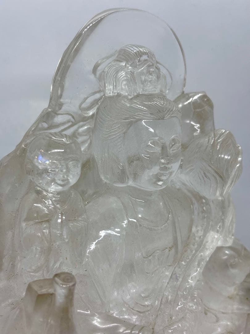 #★天然水晶★観音像 彫刻置物 木製台座付き