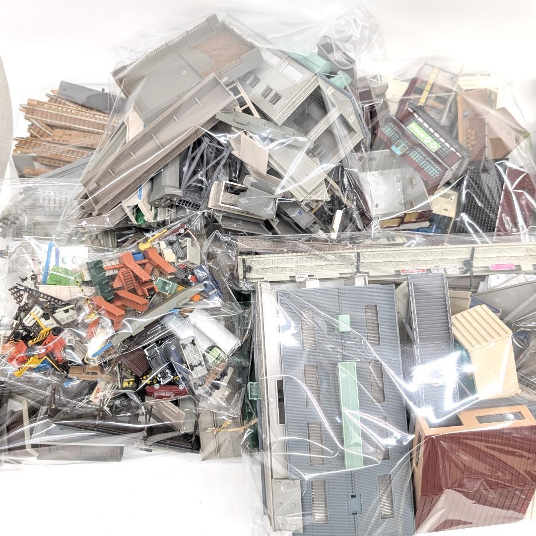 鉄道模型用 ジオラマ 解体品 部品 ジャンク 建物等 大量セット TOMIX 他