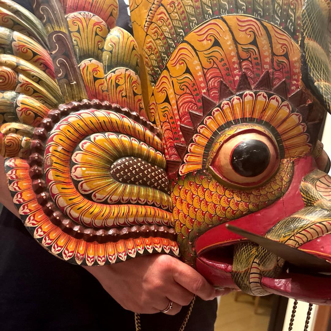 ヴィンテージ　インドネシア ヒンドゥー教の神様ガルーダのとてつもない雰囲気の彫刻