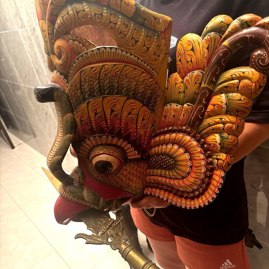 ヴィンテージ　インドネシア ヒンドゥー教の神様ガルーダのとてつもない雰囲気の彫刻