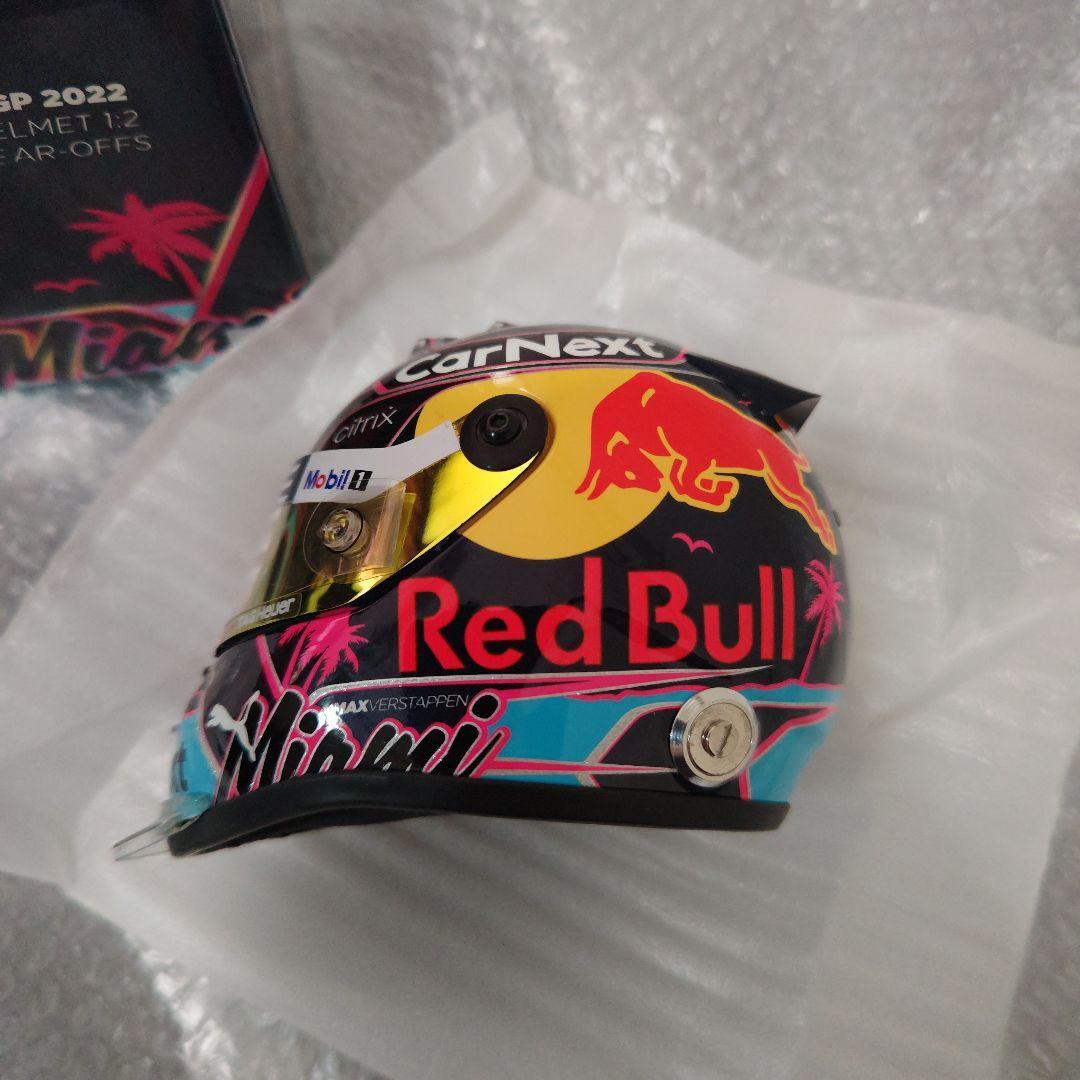 マイアミGP　2022　ヘルメット　ORACLE　RED BULL RACING