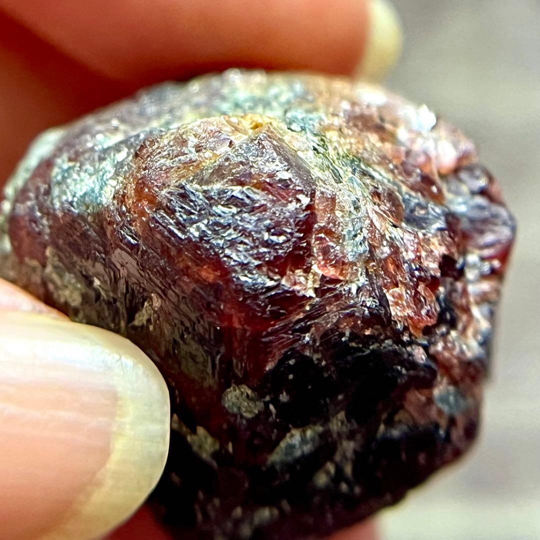 巨大 レッド ガーネット 163.65ct 原石 鉱物 天然石 パワーストーン