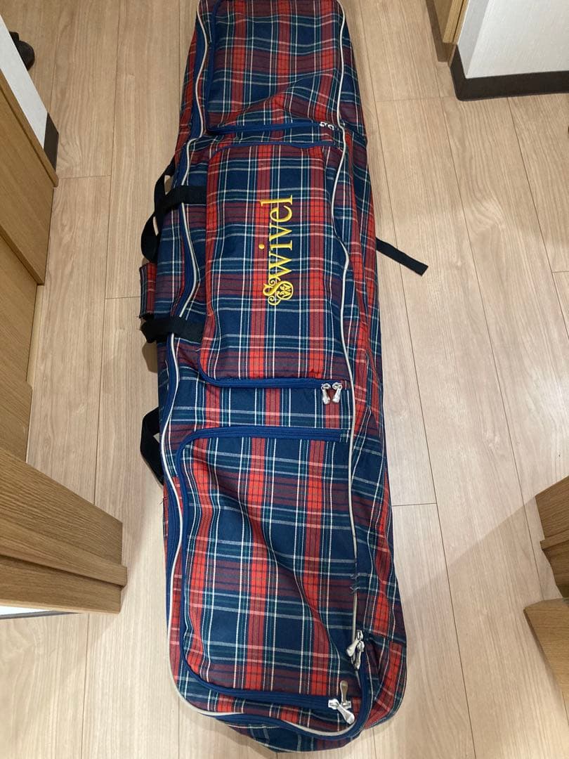 Ride スノーボードとバッグ チェック柄
