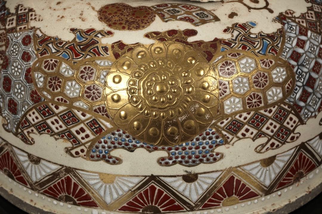 【極上薩摩焼】特大金襴手色絵賢人図獅子摘蓋獅 香炉 飾壺 時代骨董 古美術アート