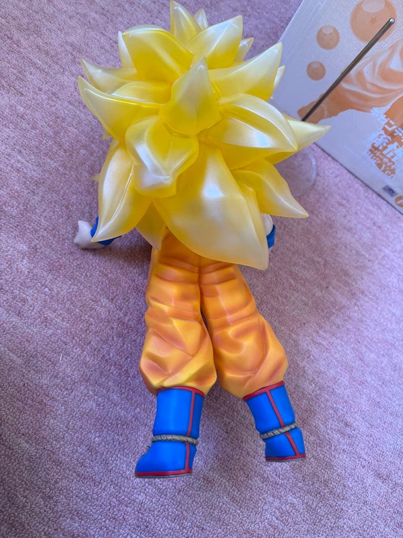 x-plus ギガンティックシリーズ　孫悟空　スーパーサイヤ人3 限定ver
