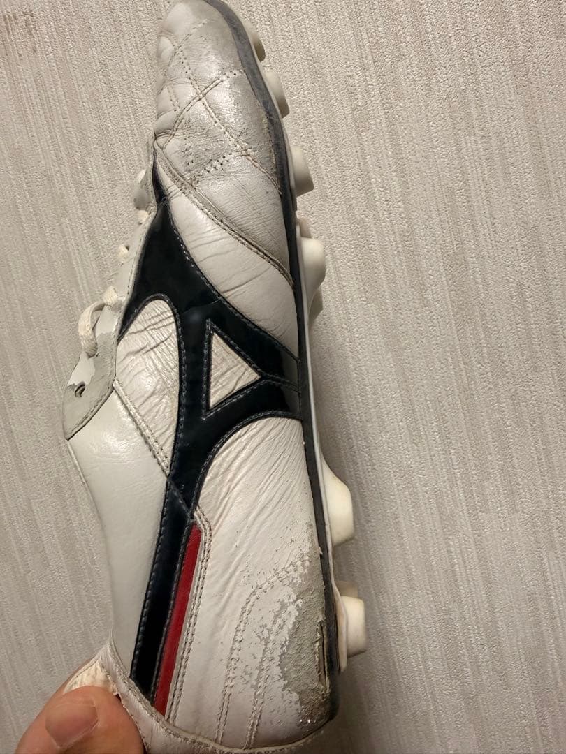 サッカー　ミズノモレリア　スパイク