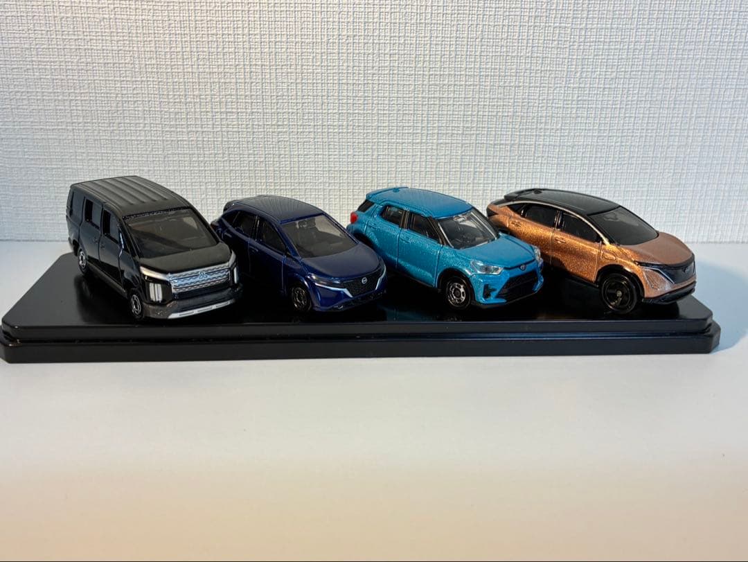 ミニカー 52台セット まとめ売り 未使用に近い ショーケース保管 美品