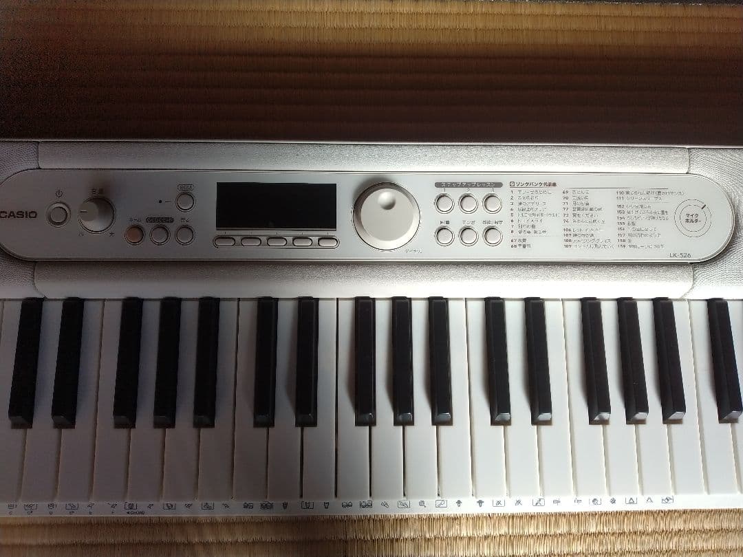 CASIO LK-526 61鍵 電子キーボード