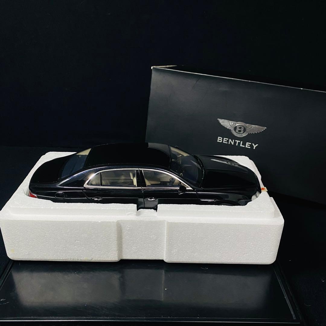 京商 1/18 ベントレー フライングスパー W12