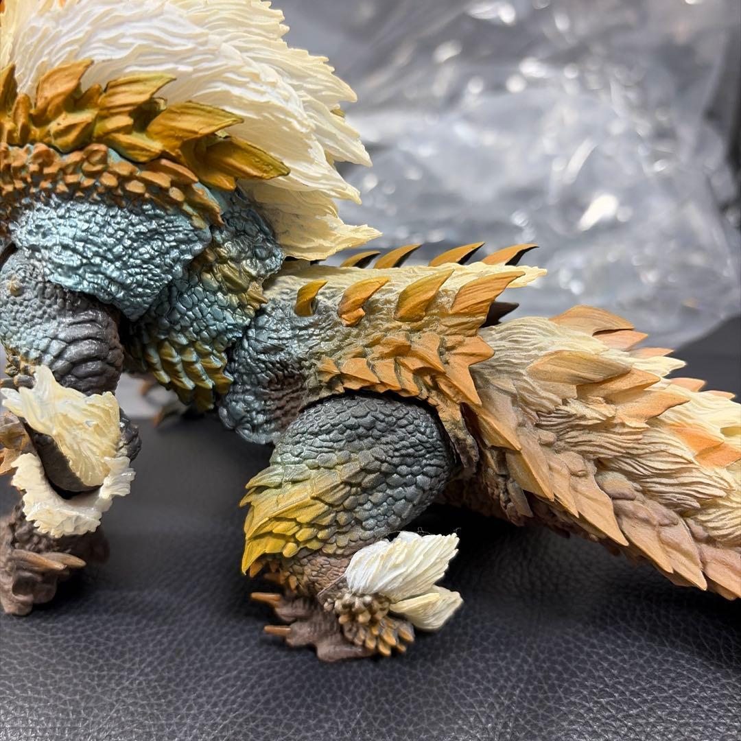 ジンオウガ フィギュア モンスターアーツ S.H.MonsterArts SH