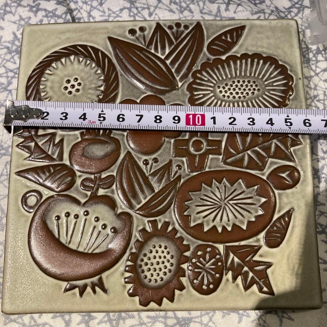 バーズワーズ　陶版　陶版　flowers 花柄浮き彫り陶器置物 インテリア