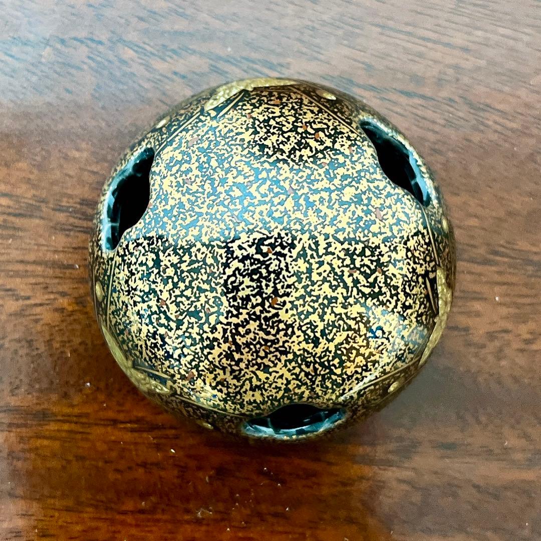 幸楽 作「蒔絵蝶文 香炉」共箱 茶道具 香合 有田焼 金彩 三足香炉