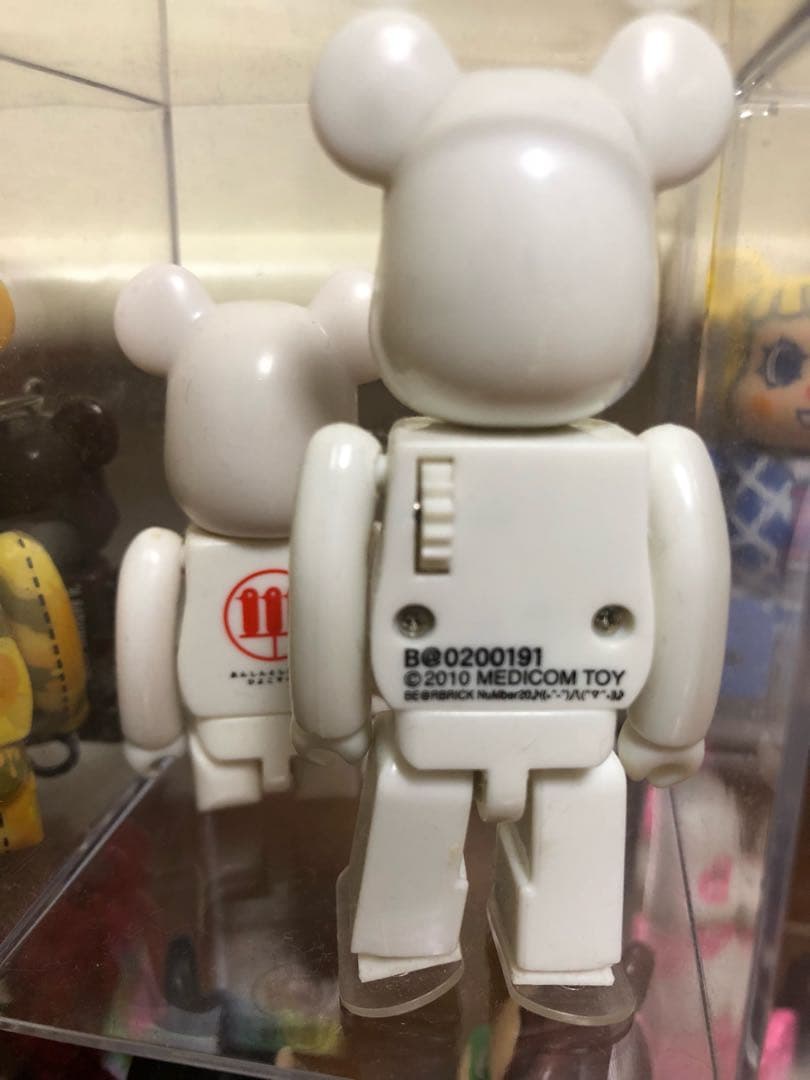 ニセ　BE@RBRICK ベアブリック レア？ ゼンマイ式 ニセ 2体