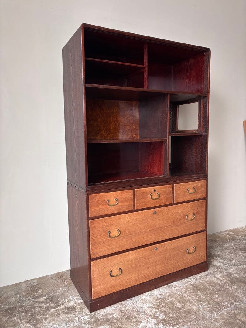 水屋箪笥　茶箪笥　和箪笥　食器棚　本棚　ディスプレイ棚　収納棚　箪笥　什器　和室