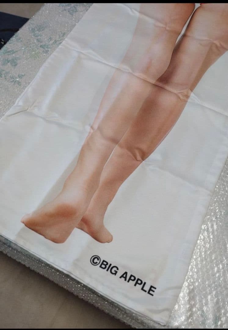 ハ*ん様 【公式　販売品】仲根かすみ　抱き枕カバー　未使用新品　清潔　当時物