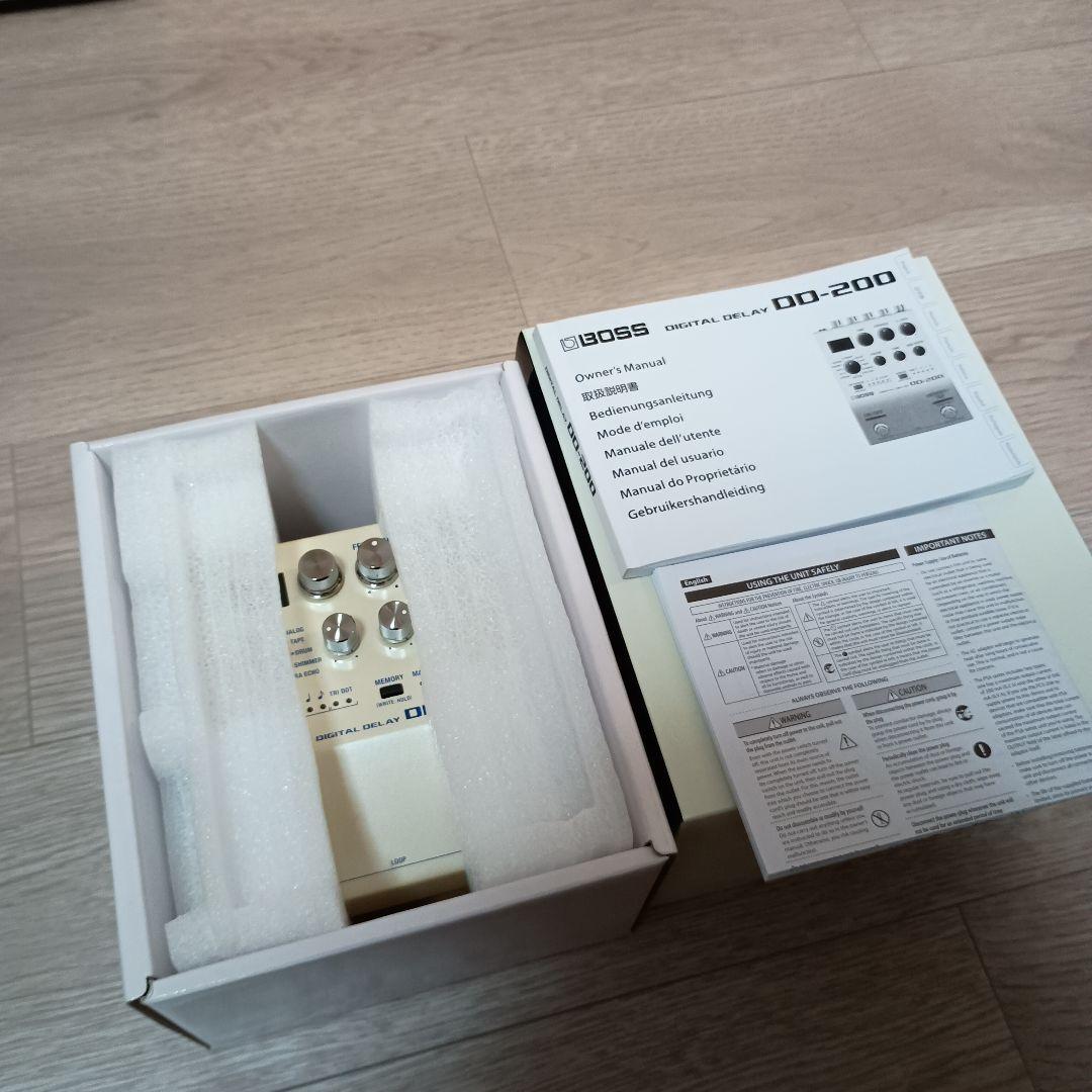 BOSS DD-200 DIGITAL DELAY（箱付き）