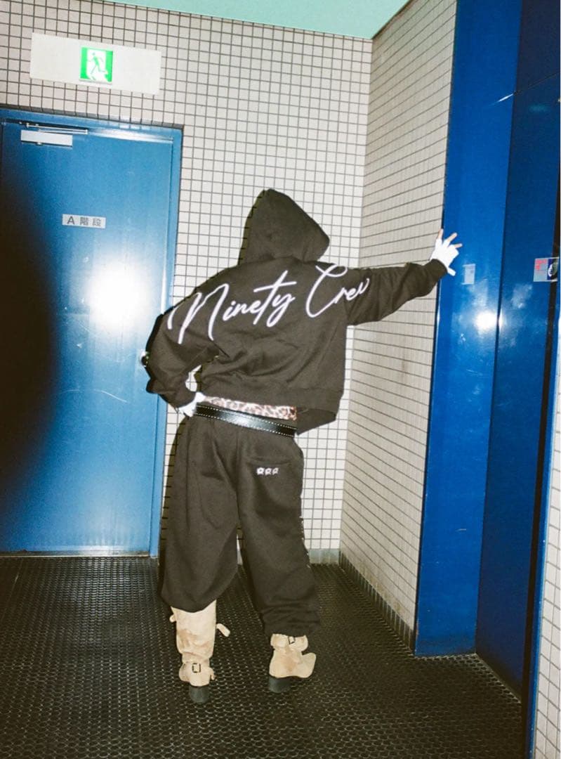 ウェア 9090 Bullet Logo Zip Hoodie