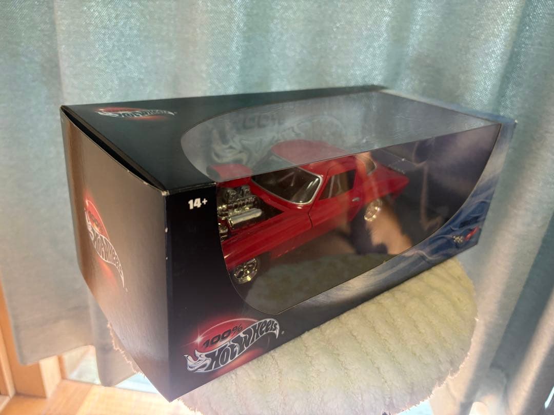 ホットウィール 1/18 シボレー コルベット C3 ドラッグスター 未開封