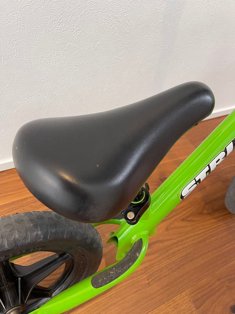 STRIDER ストライダー 12インチ　バランスバイク　グリーン