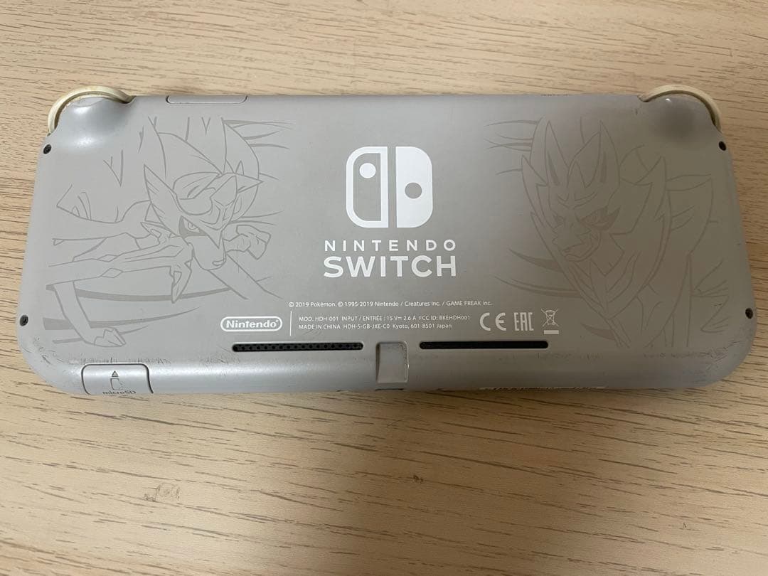 switchライト 限定　レア　ザシアンザマゼンタ　ジャンク品