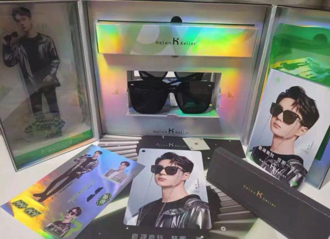 王一博　代言人　Helen Keller ギフトボックス