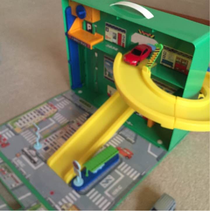 トミカ パノラマバック ミニカー付き